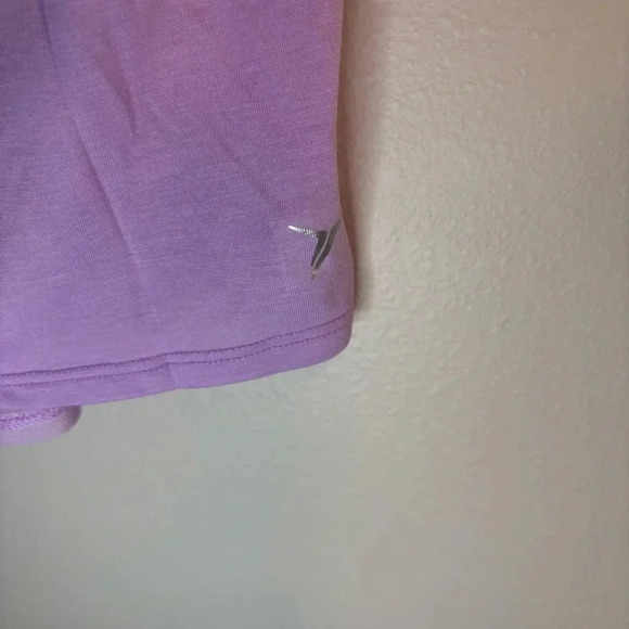 Old Navy ACTIVE XS TOP Go Dry - Picture 4 of 4